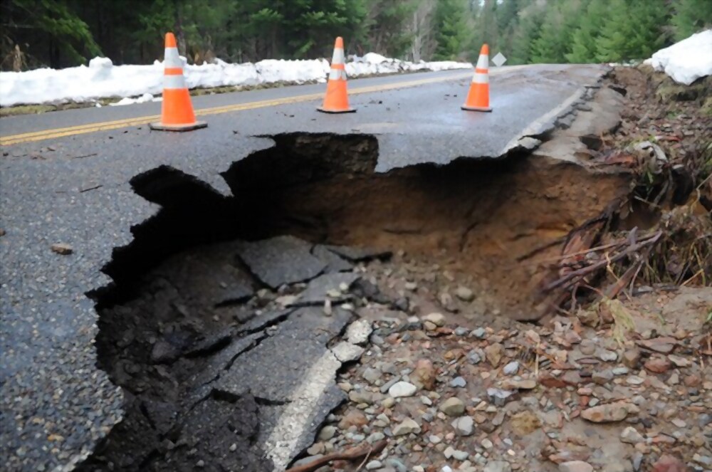When to Call a Foundation Repair Contractor